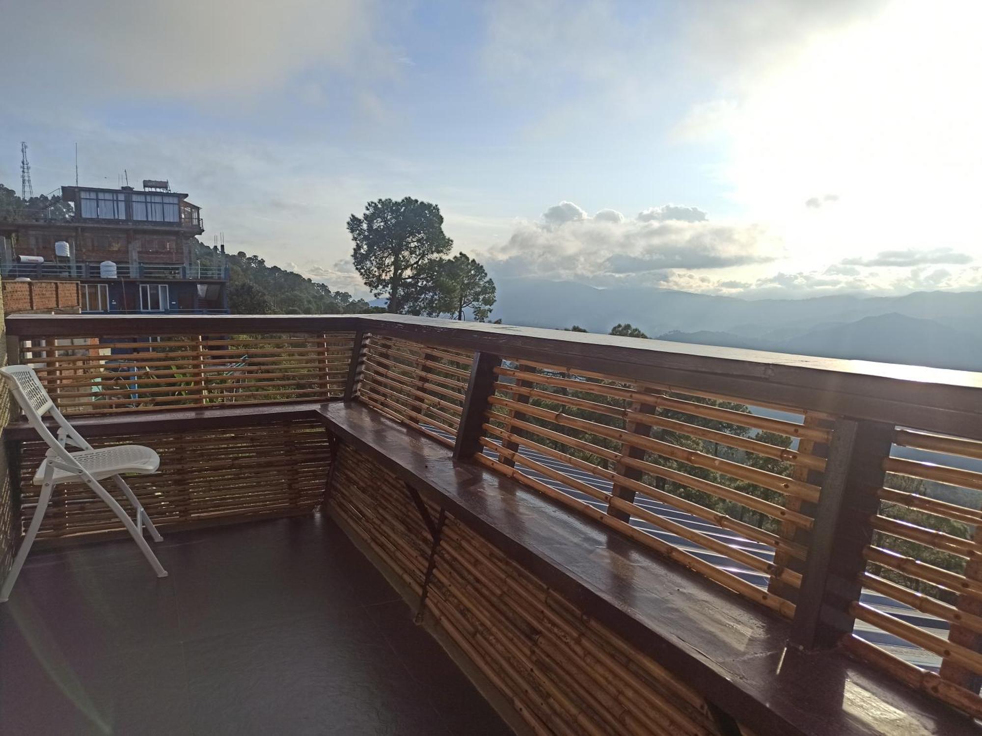 Hotel Himalayan Hobbit House Almora Zewnętrze zdjęcie